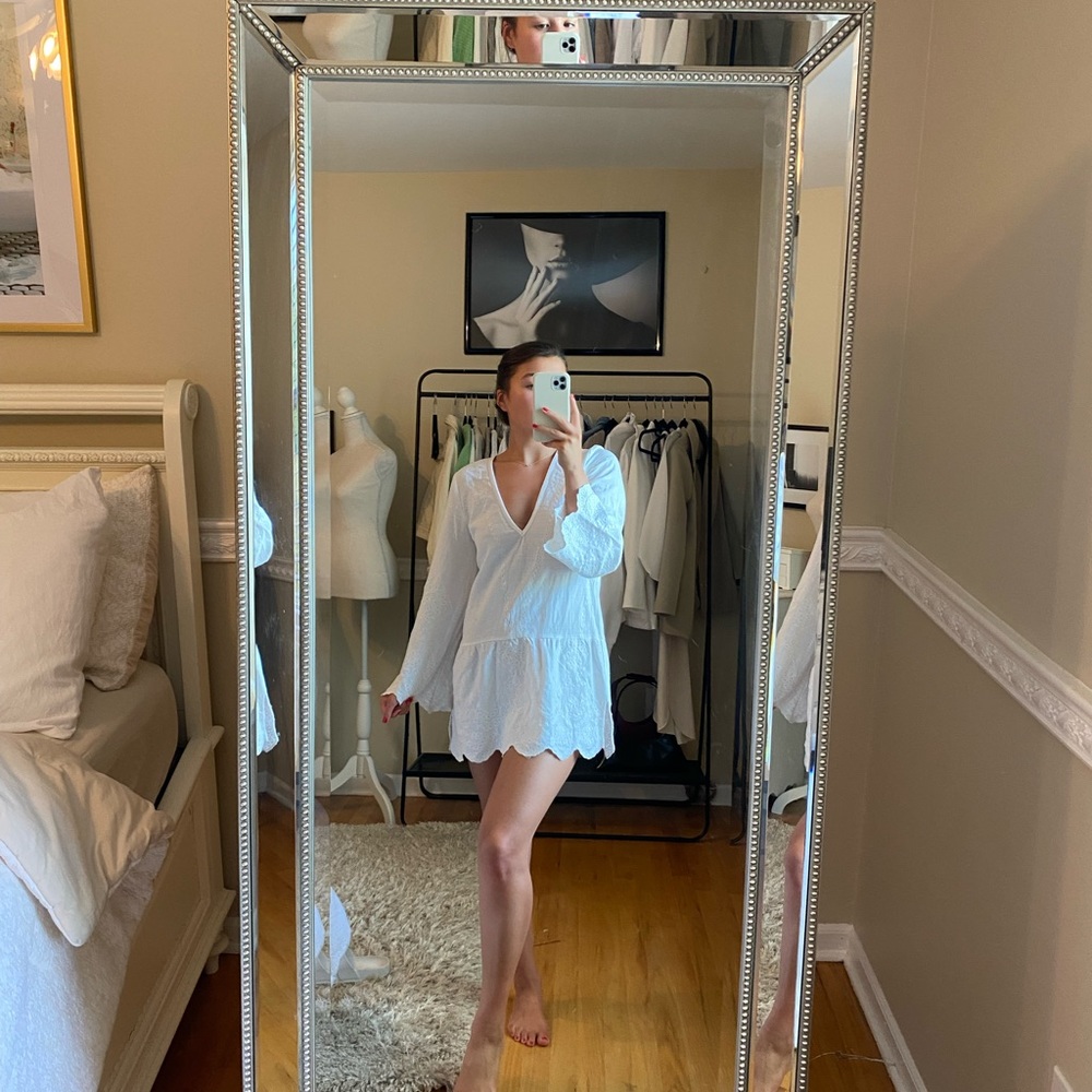 White tunic - Picture 2 of 3